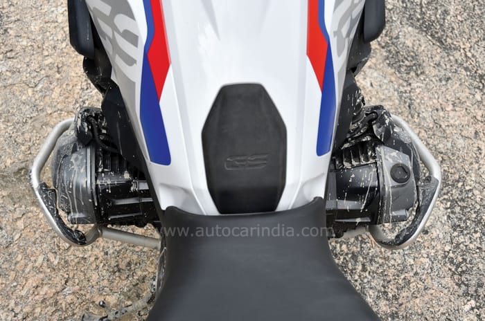 BMW vs Ducati vs Harley vs Triumph - 2000km ADV road trip comparison